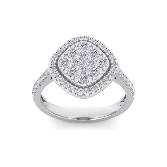 Square ring in white gold with white diamonds of 0.89 ct in weight