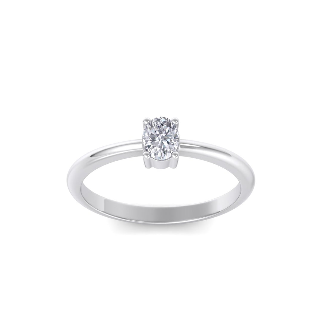 Oval shaped petite diamond ring in white gold with white diamonds of 0.25 ct in weight