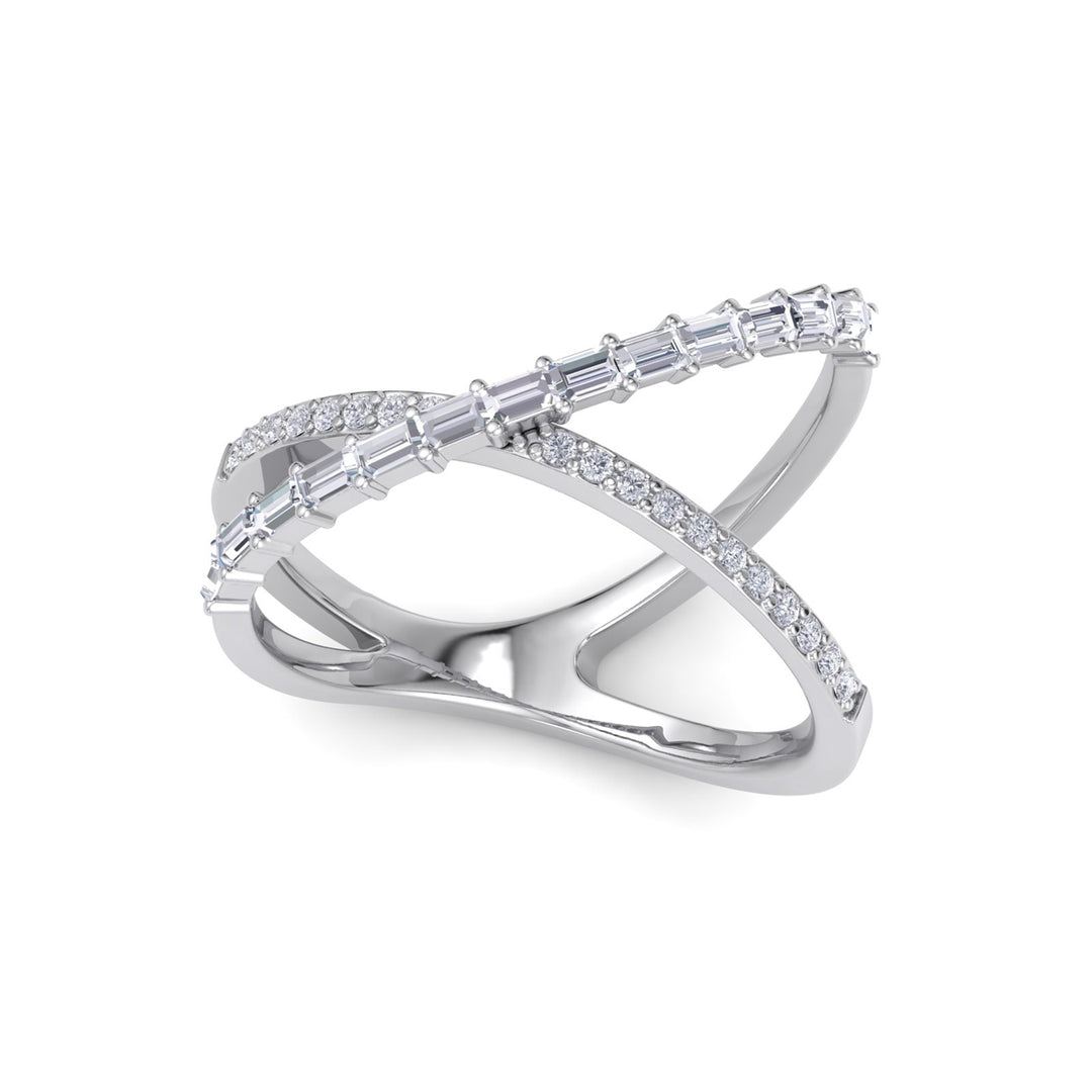 Ring in white gold with white diamonds of 0.46 ct in weight