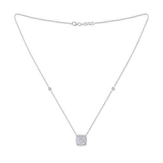 Square pendant necklace in rose gold with white diamonds of 0.54 ct in weight