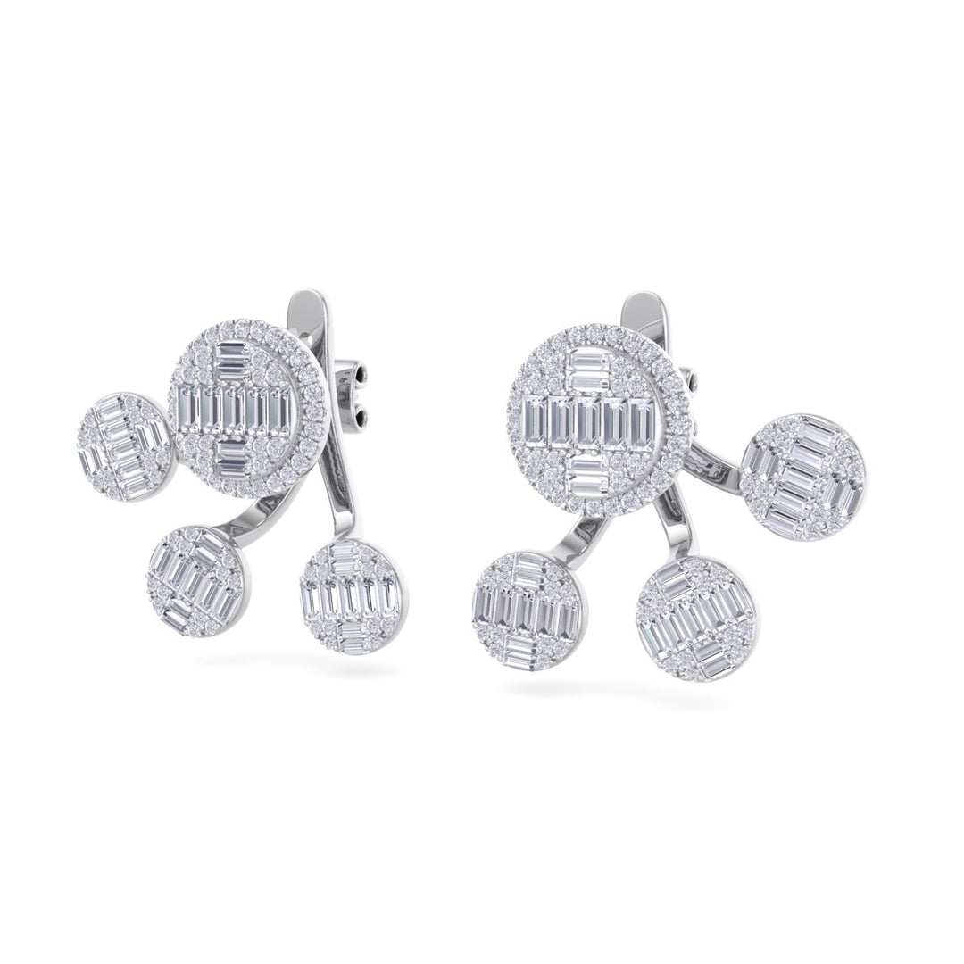 Duo earrings in white gold with white diamonds of 2.23 ct in weight
