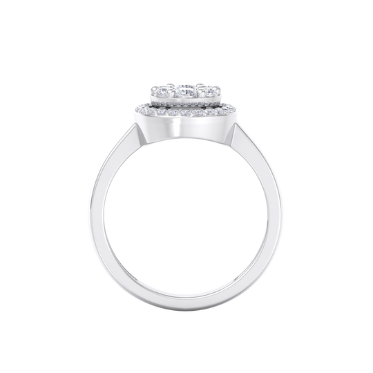 Halo illusion ring in white gold with white diamonds of 0.47 ct in weight