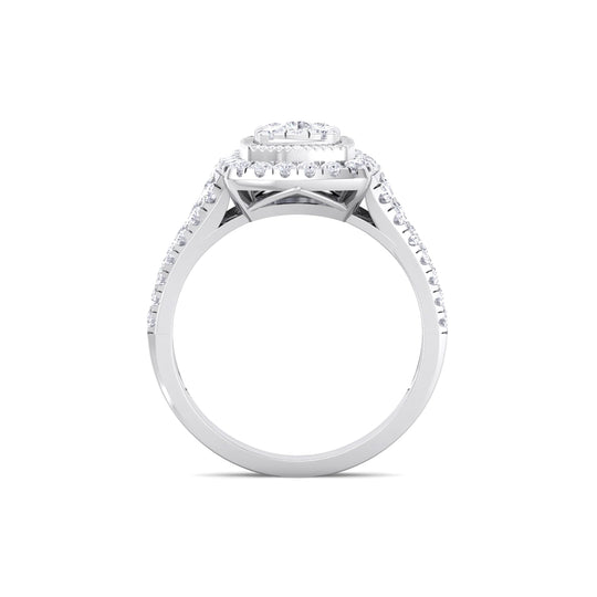 Square ring in white gold with white diamonds of 0.84 ct in weight