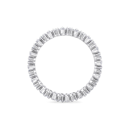 Eternity ring in white gold with white diamonds of 1.35 ct in weight