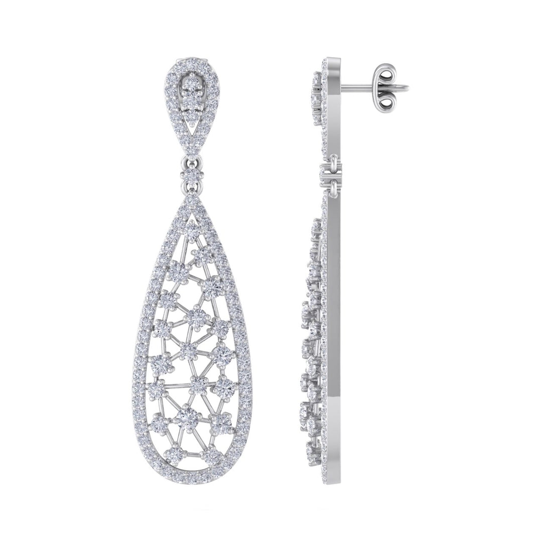 Chandelier earrings in white gold with white diamonds of 3.04 ct in weight