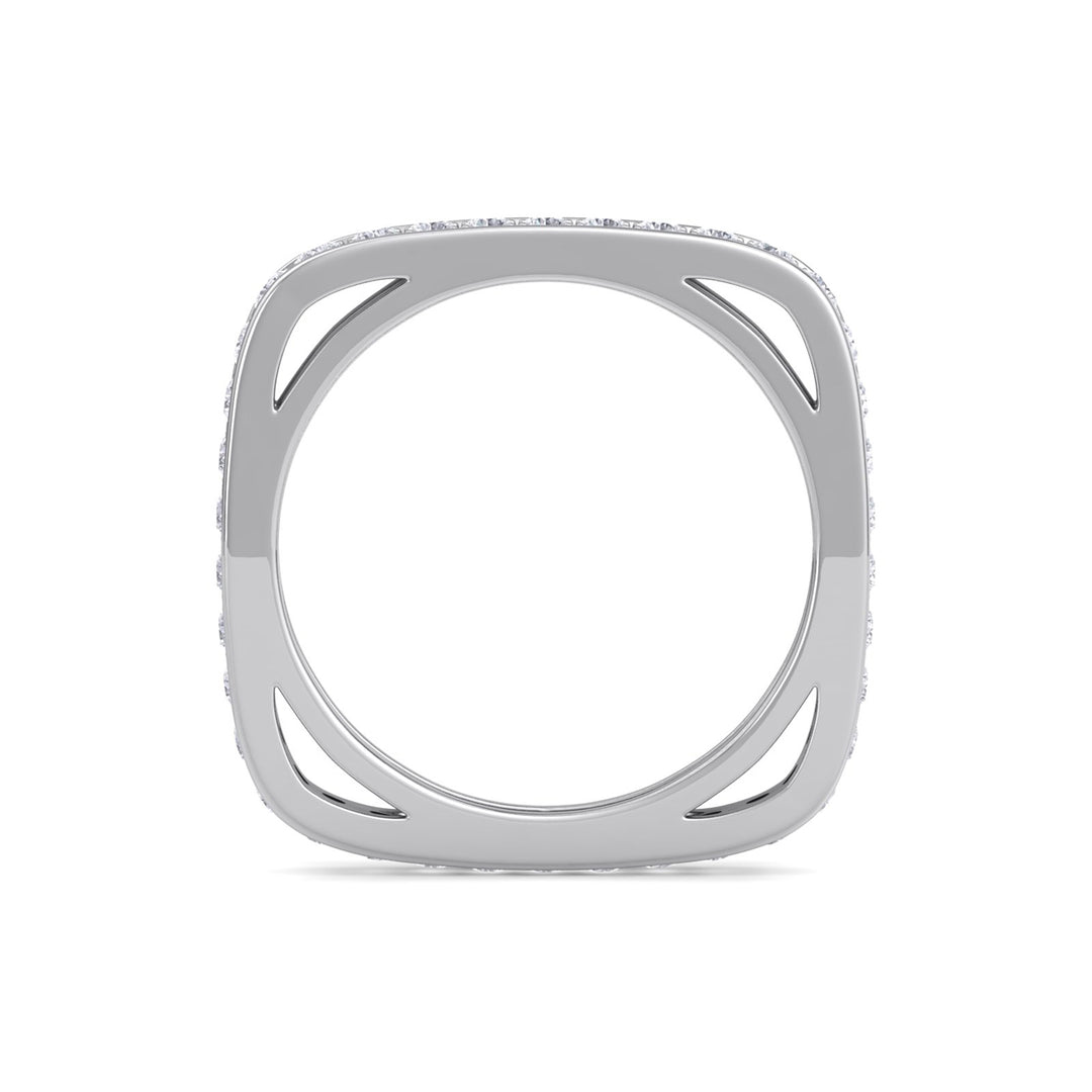 Square ring in yellow gold with white diamonds of 0.58 ct in weight