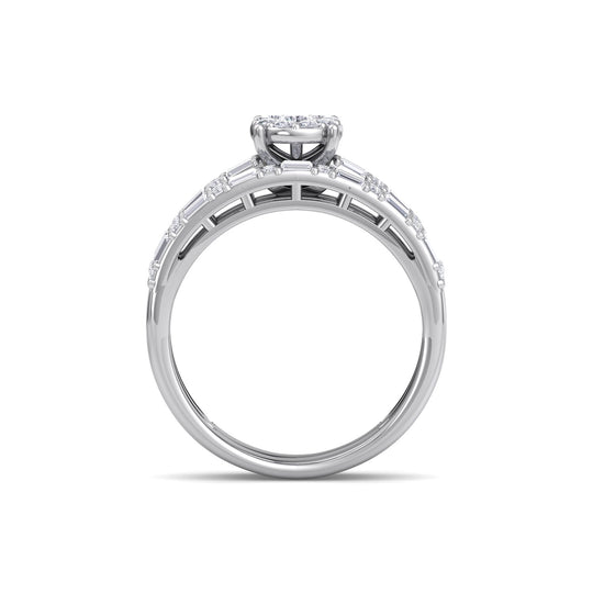 Glamourous bridal set in white gold with white diamonds of 1.60 ct in weight