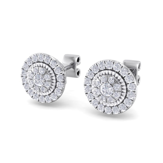 Round stud earrings in white gold with white diamonds of 0.55 ct in weight