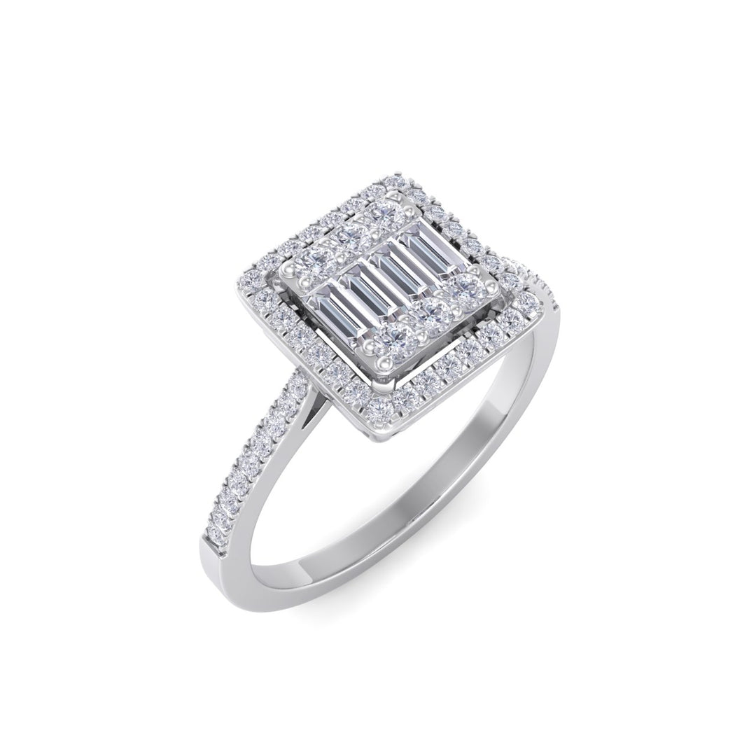 Square ring in white gold with white diamonds of 0.40 ct in weight