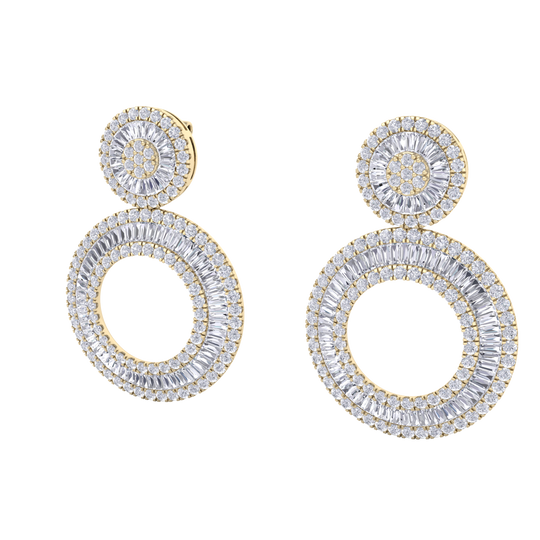 Round dangle earrings in yellow gold with white diamonds of 7.27 ct in weight
