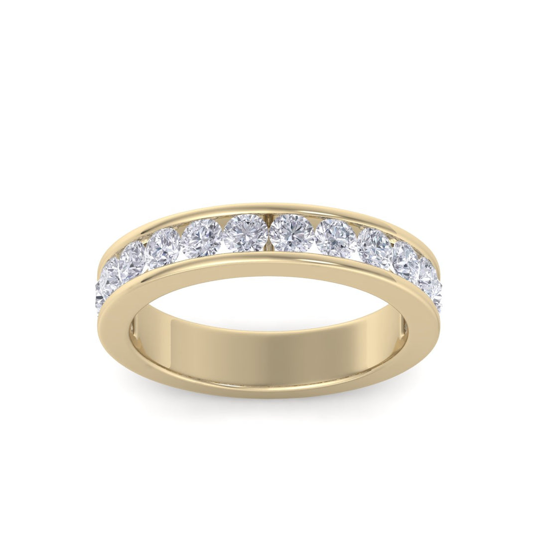 Classic Wedding band in rose gold with white diamonds of 1.01 ct in weight