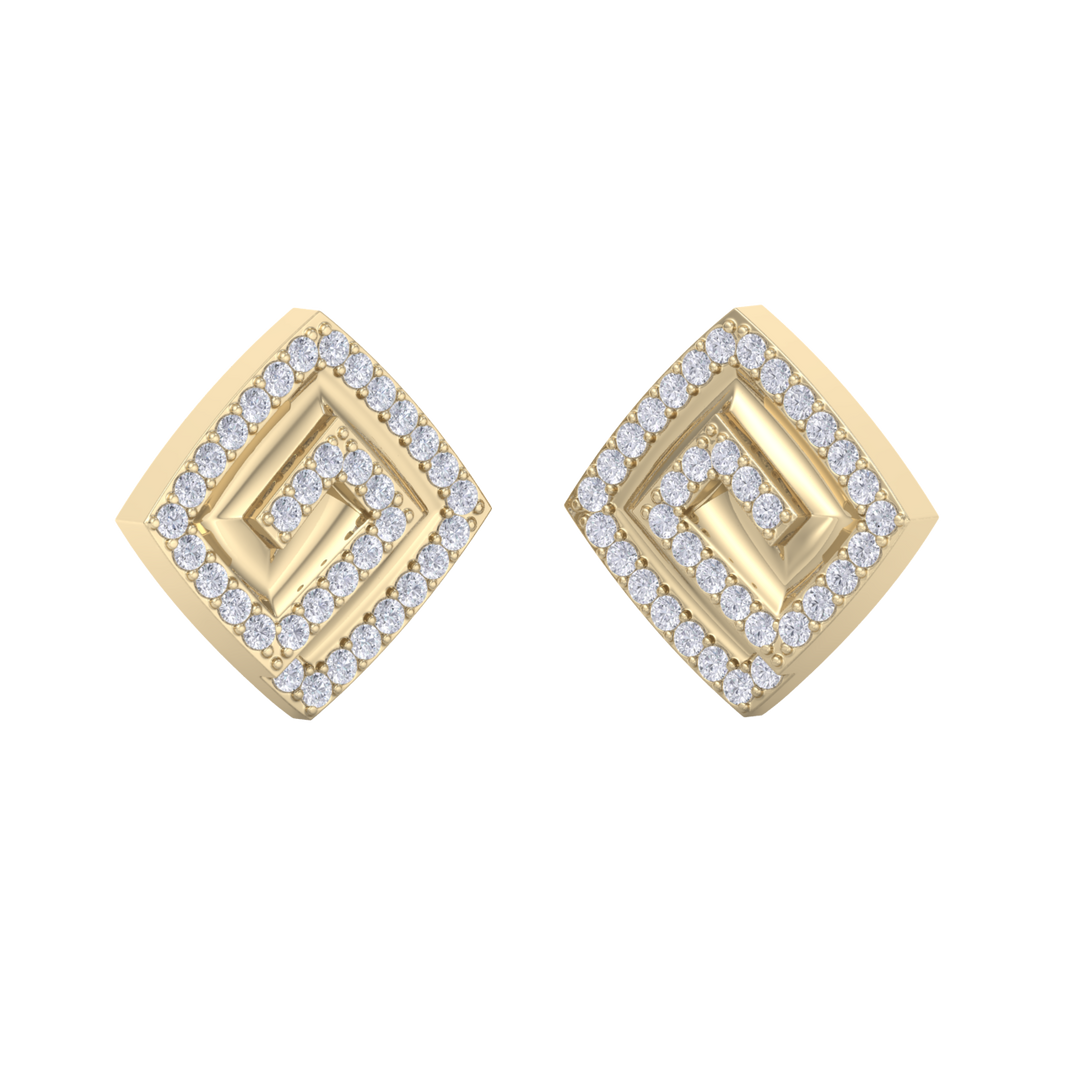 Square diamond earrings in white gold with white diamonds of 0.58 ct in weight