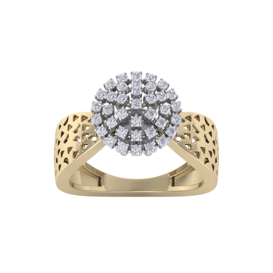Diamond ring in rose gold with white diamonds of 0.33 ct in weight