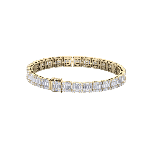 Baguette tennis bracelet in white gold with white diamonds of 5.20 ct in weight