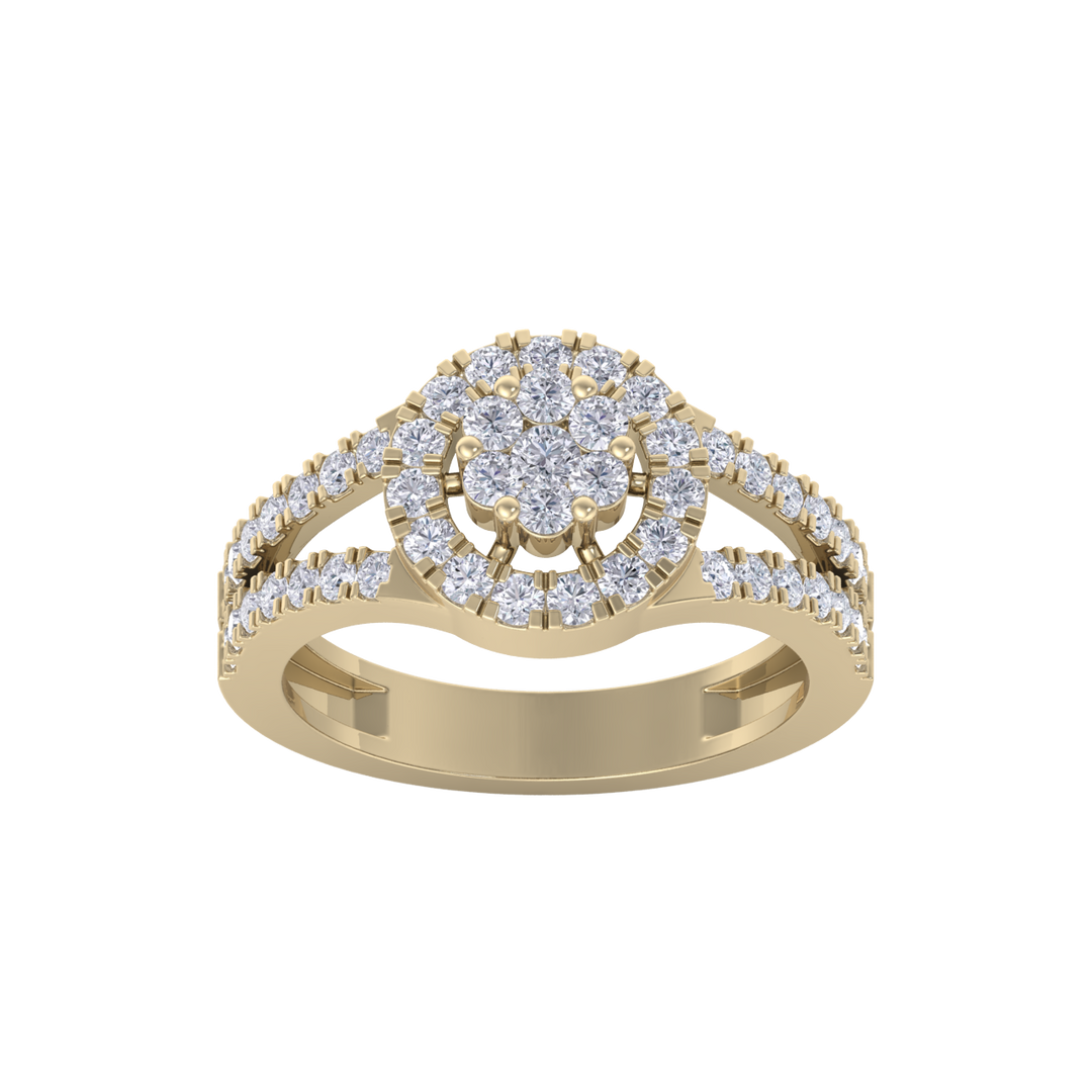 Engagement ring in yellow gold with white diamonds of 0.77 ct in weight
