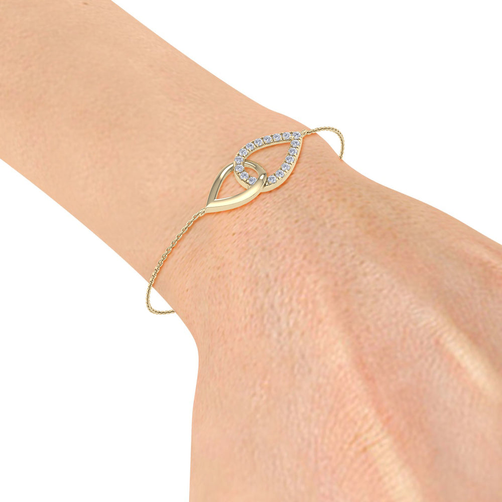 Bracelet in yellow gold with white diamonds of 0.51 ct in weight