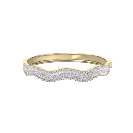 Wave bangle in white gold with white diamonds of 3.10 ct in weight