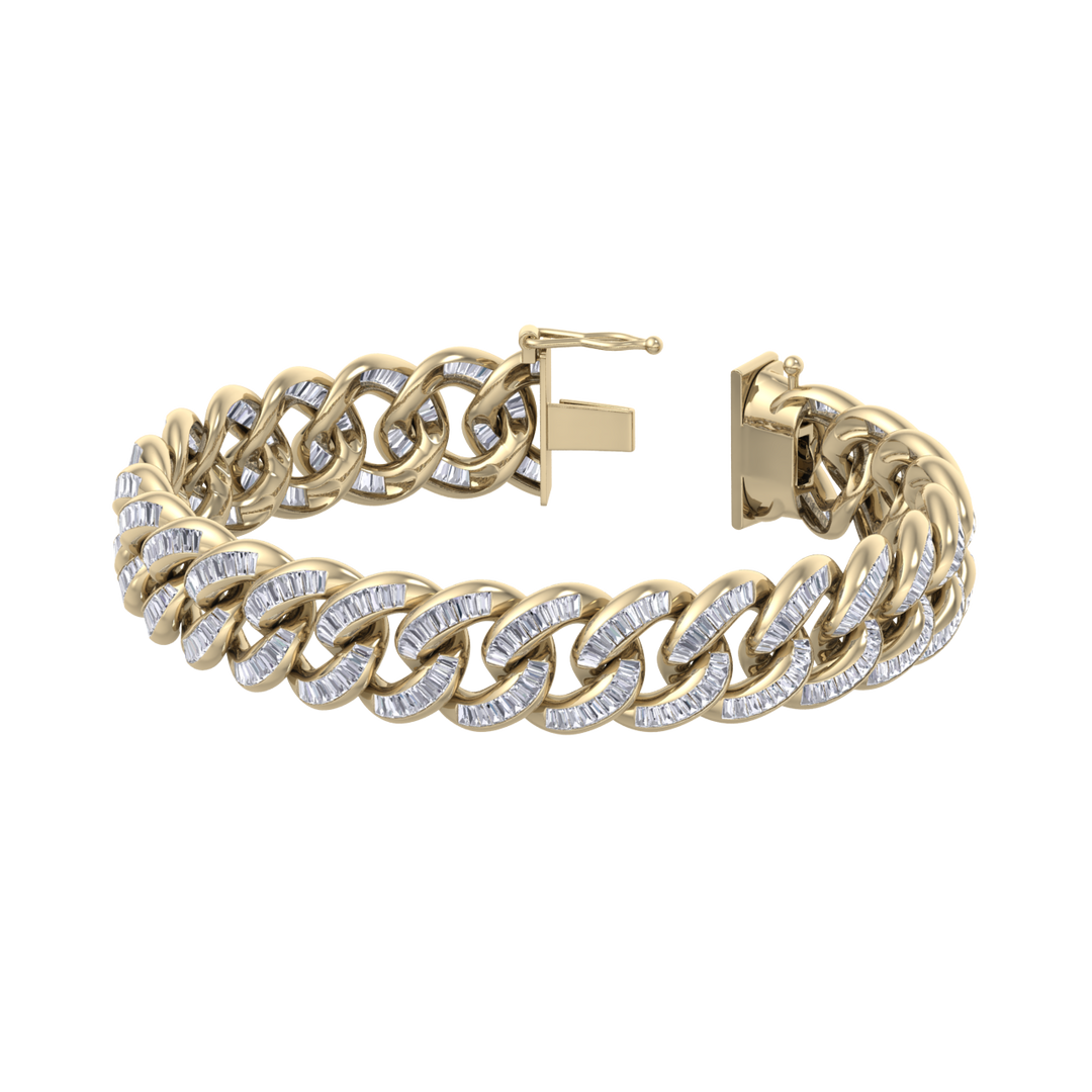 Baguette diamond curb chain in yellow gold with white diamonds of 5.26 ct 