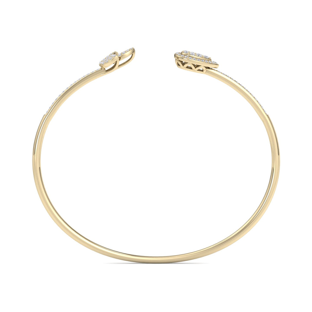 Bracelet in yellow gold with white diamonds of 0.56 ct in weight