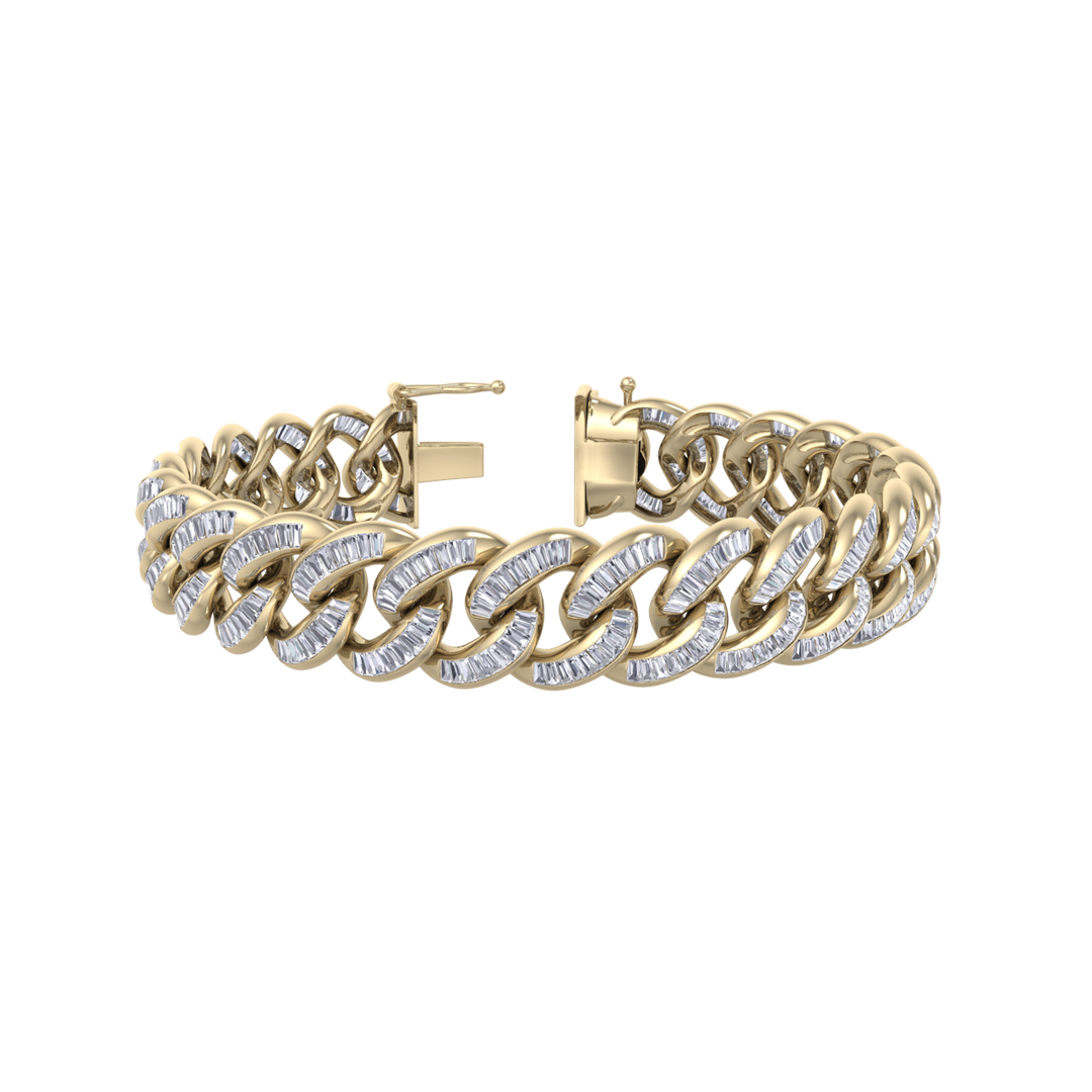 Baguette diamond curb chain in yellow gold with white diamonds of 5.26 ct 