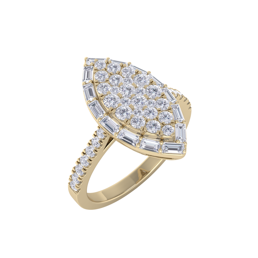 Marquise cluster ring in white gold with white diamonds of 1.03 ct in weight