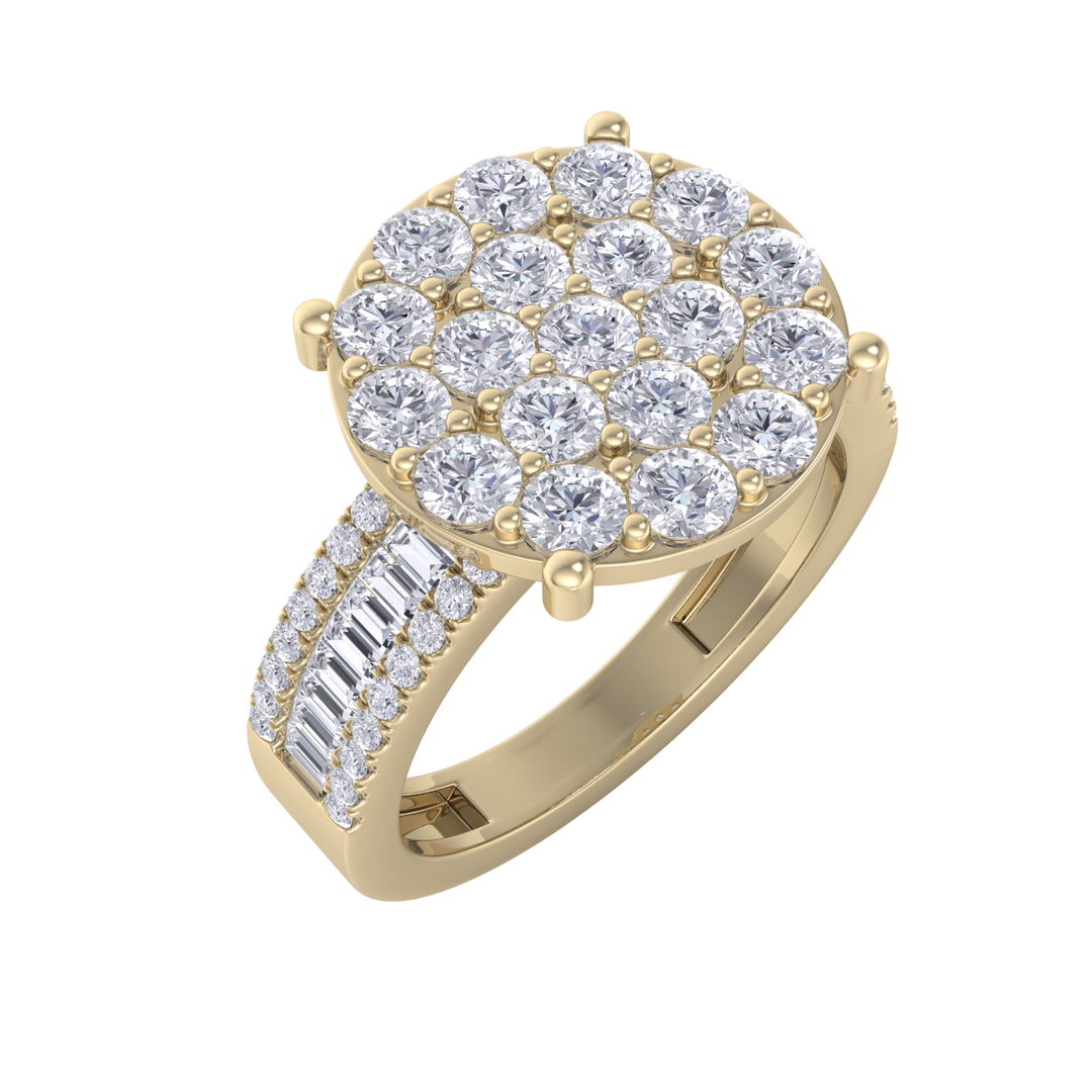 Diamond ring in yellow gold with white diamonds of 1.59 ct in weight