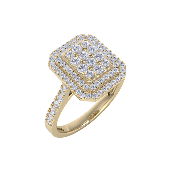 Cluster engagement ring in yellow gold with white diamonds of 0.64 ct in weight