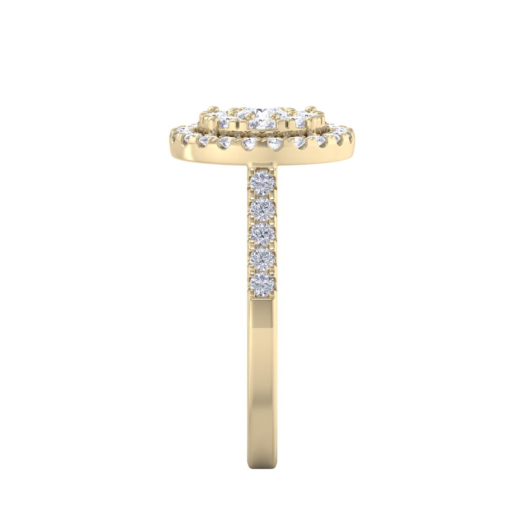 Round cluster ring in yellow gold with white diamonds of 1.02 ct in weight