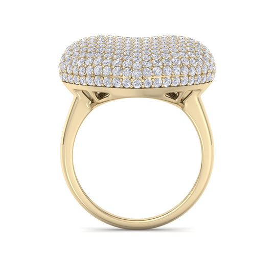 Beautiful Happy Heart Diamond ring in yellow gold with white diamonds of 2.45 ct in weight
