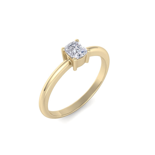 Cute Diamond ring in rose gold with white diamonds of 0.25 ct in weight