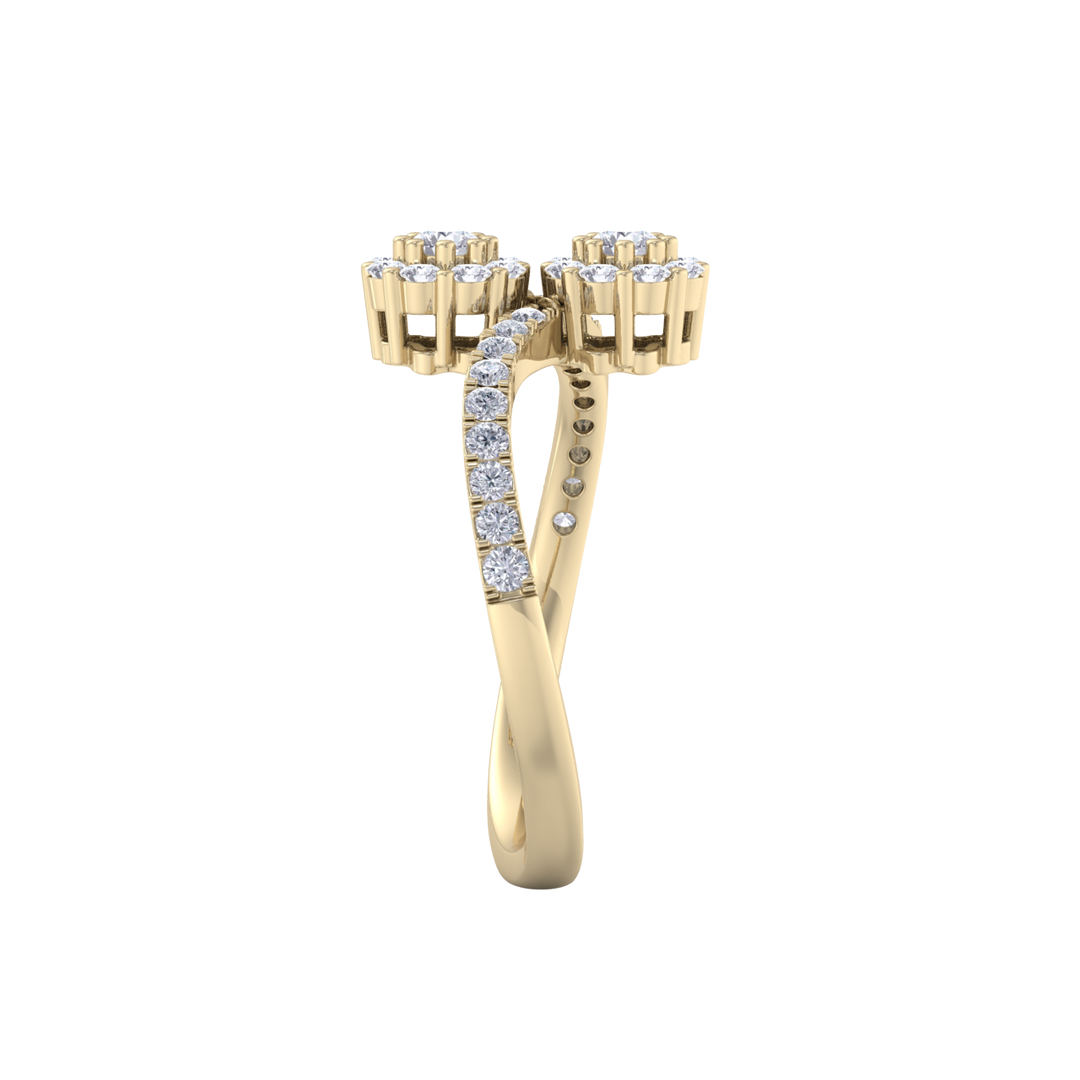 Diamond ring in yellow gold with white diamonds of 0.53 ct in weight