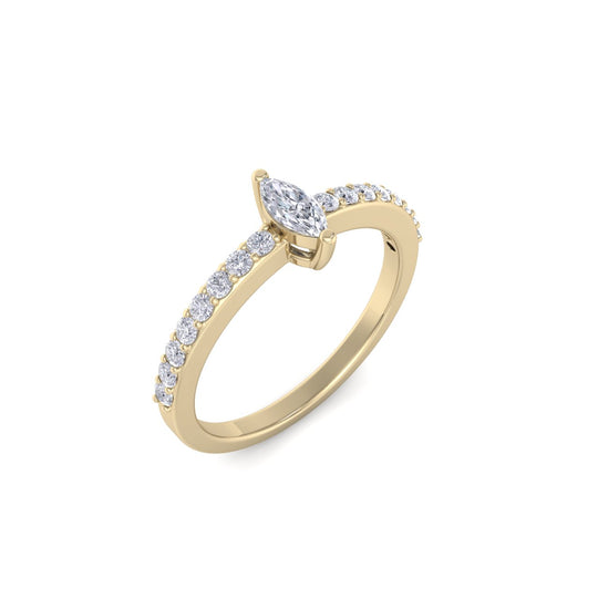 Diamond ring in yellow gold with white diamonds of 0.44 ct in weight