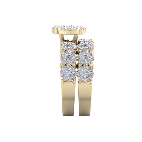 Diamond ring in yellow gold with white diamonds of 1.75 ct in weight