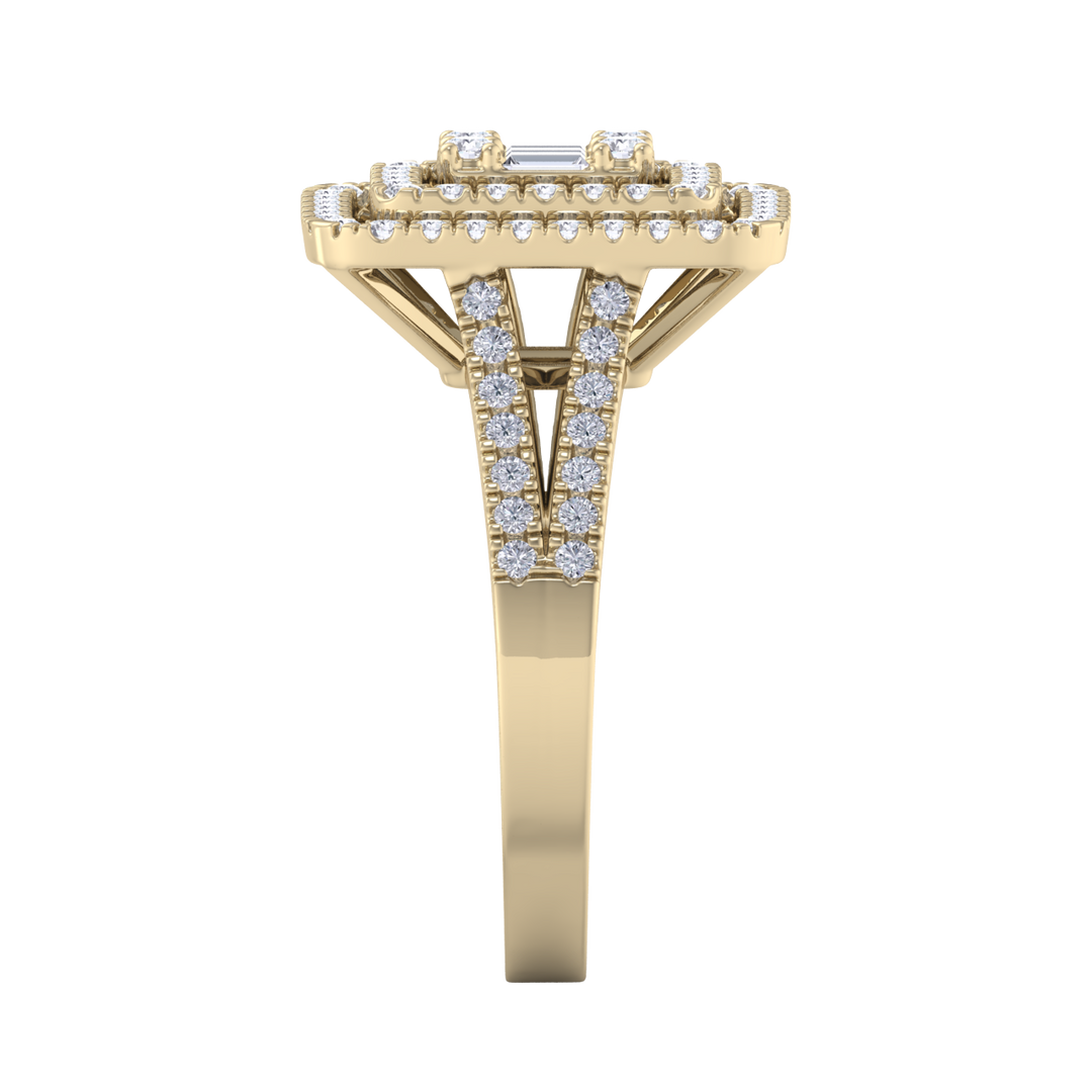 Square diamond ring with split shank in rose gold with white diamonds of 1.02 ct in weight