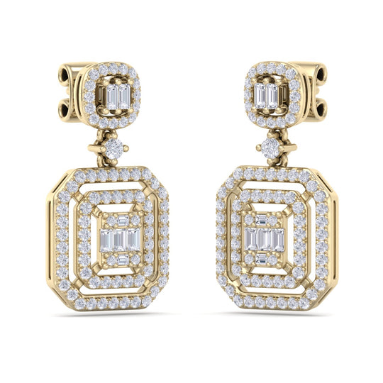 Beautiful Earrings in yellow gold with white diamonds of 0.83 in weight