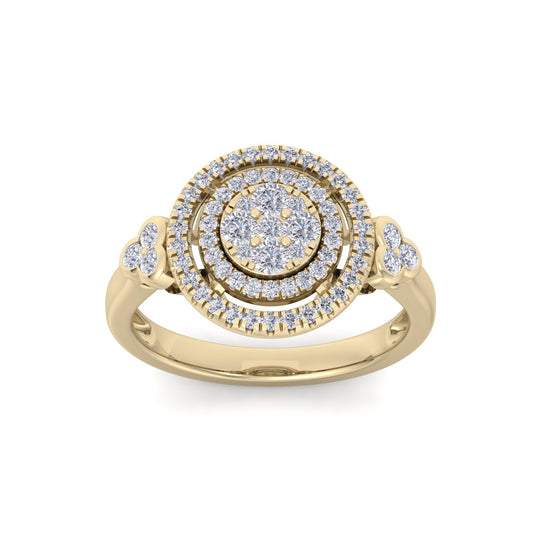 Circle ring in yellow gold with white diamonds of 0.67 ct in weight