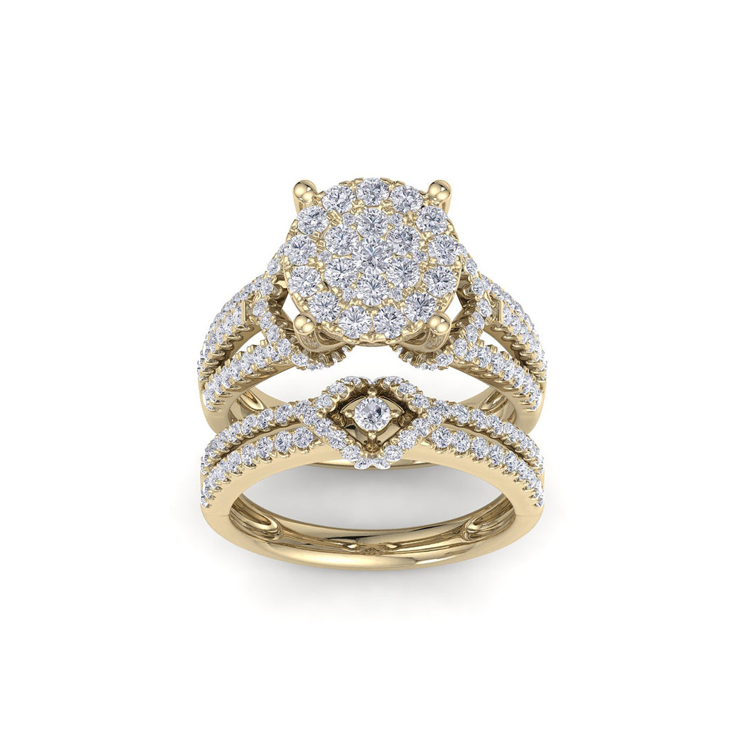 Spectacular bridal set in rose gold with white diamonds of 1.70 ct in weight
