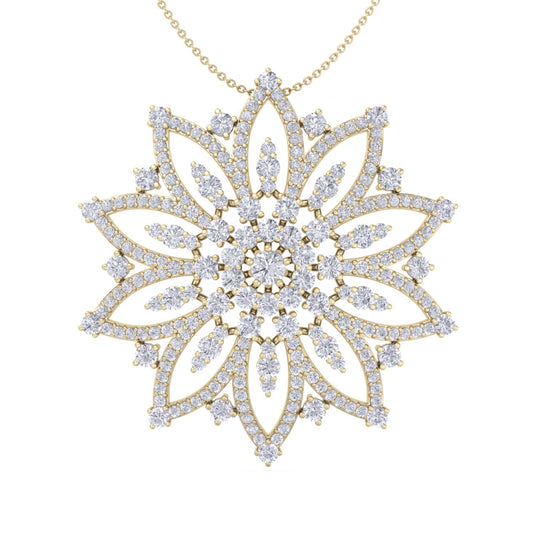 Flower pendant in yellow gold with white diamonds of 5.24 ct in weight