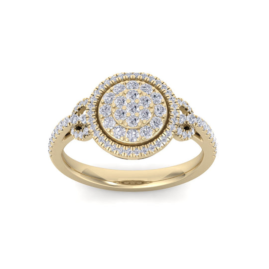 Diamond ring in yellow gold with white diamonds of 0.59 ct in weight
