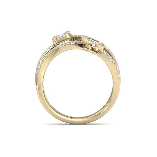 Multi-band ring in rose gold with white diamonds of 0.83 ct in weight