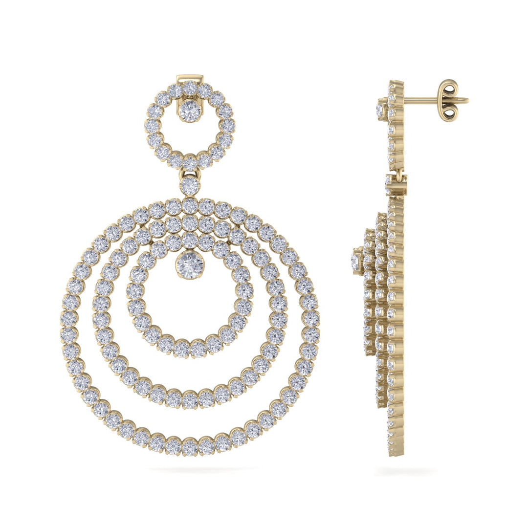 Chandelier earrings in yellow gold with white diamonds of 8.44 ct in weight