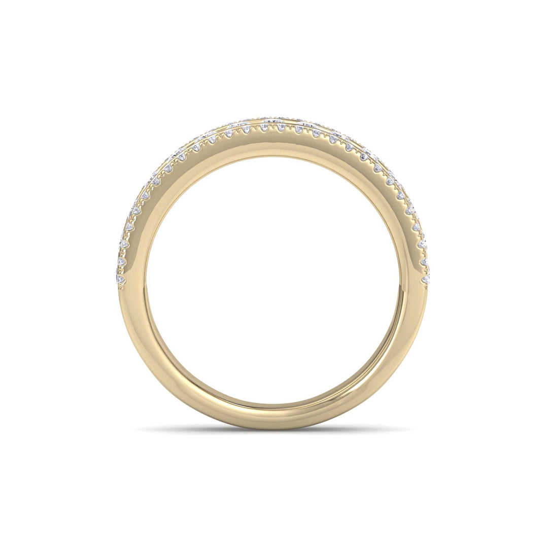 Three row ring in yellow gold with white diamonds of 0.93 ct in weight