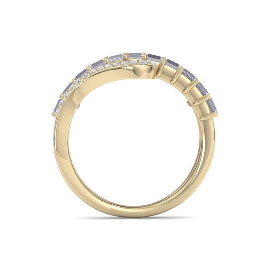 Ring in yellow gold with white diamonds of 0.40 ct in weight
