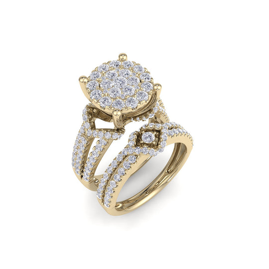 Spectacular bridal set in yellow gold with white diamonds of 1.70 ct in weight