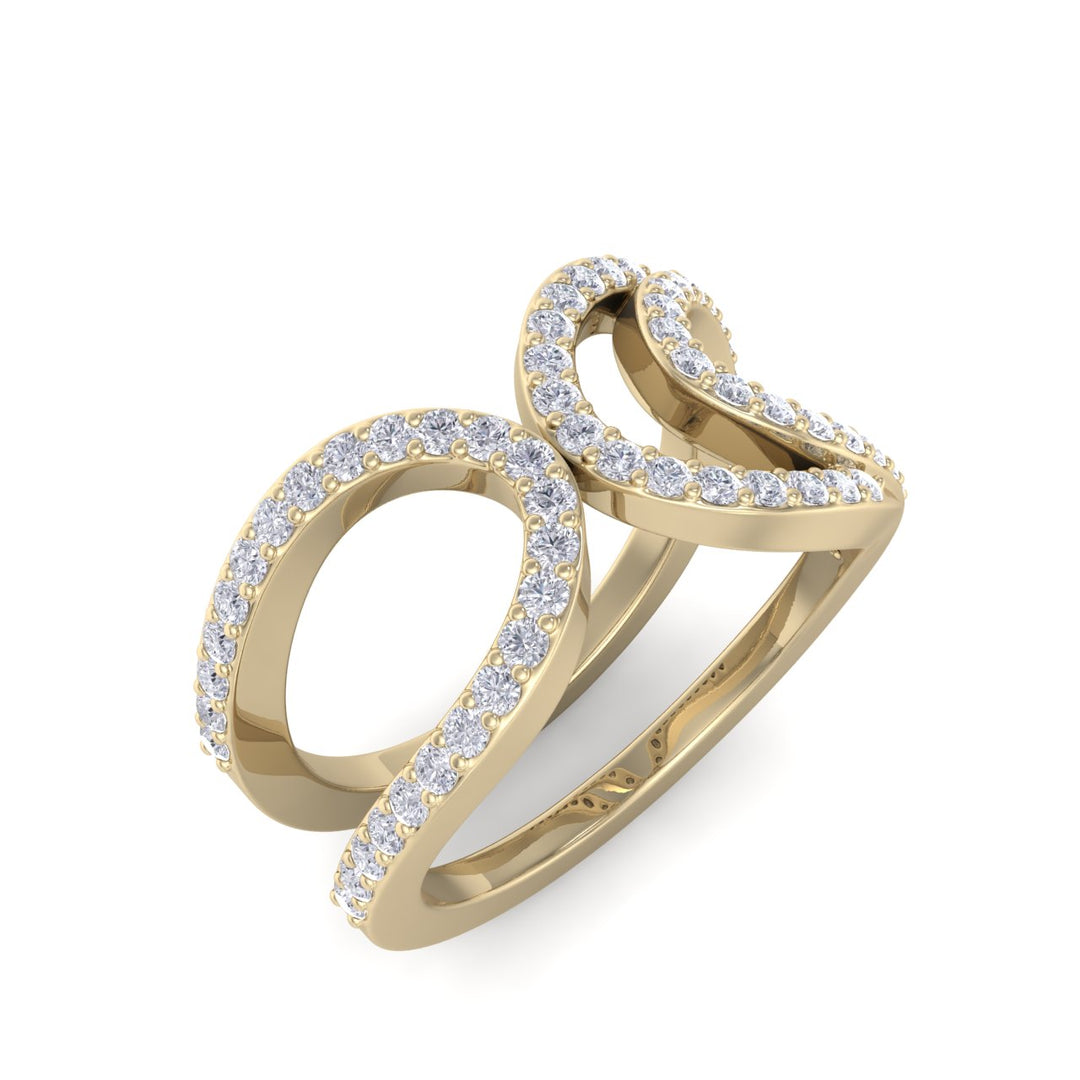 Ring in yellow gold with white diamonds of 0.49 ct in weight