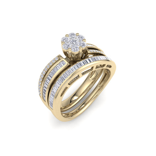 Curved bridal ring set in yellow gold with white diamonds of 0.74 ct in weight
