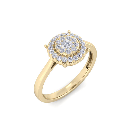 Halo engagement ring in yellow gold with white diamonds of 0.27 ct in weight