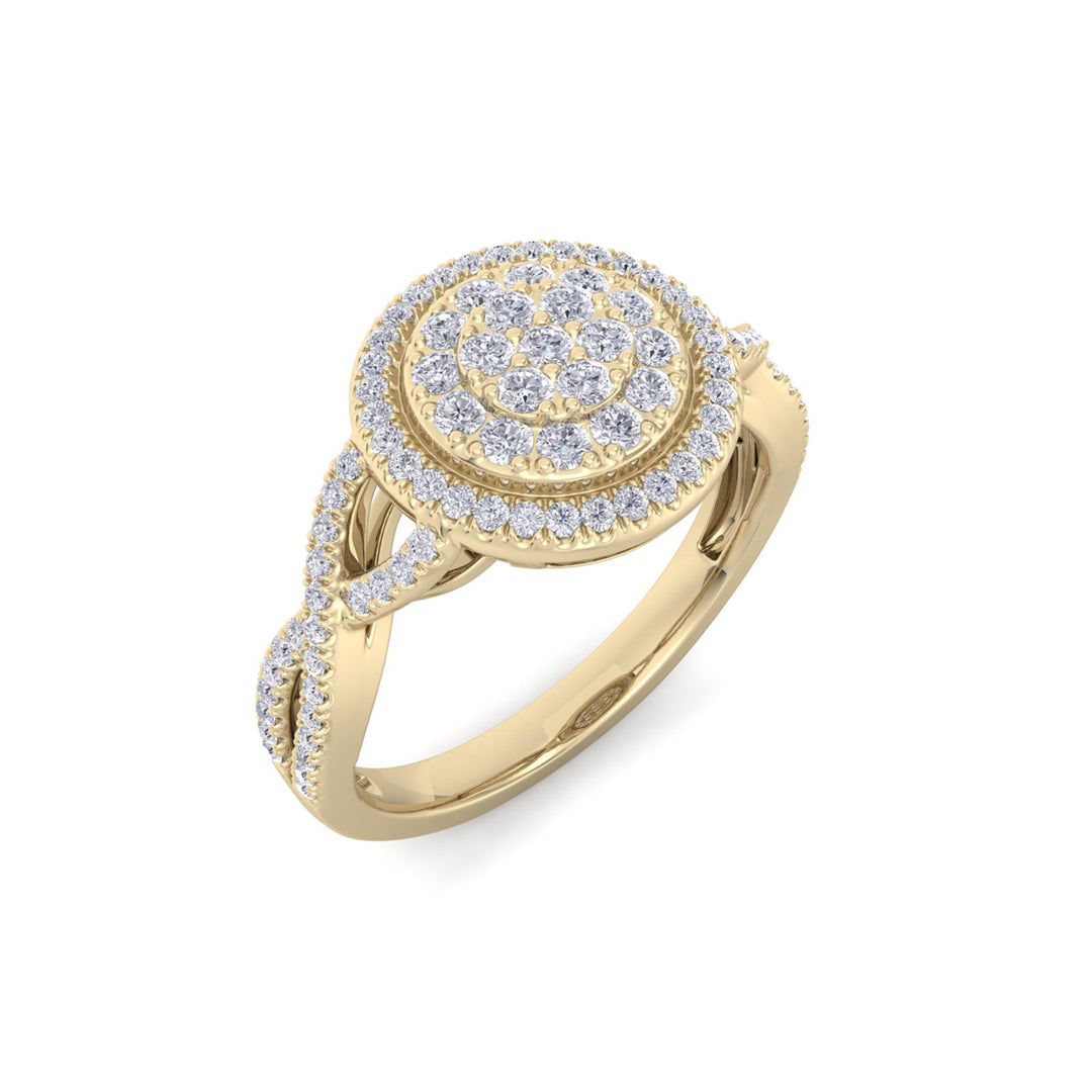 Circle ring in yellow gold with white diamonds of 0.46 ct in weight
