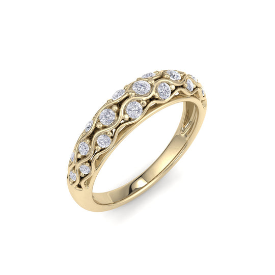 Petite rolled pavé ring in white gold with white diamonds of 0.29 ct in weight