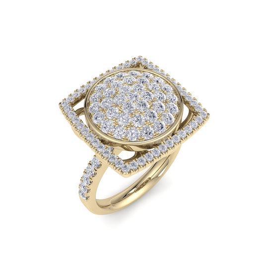 Square shape ring in yellow gold with white diamonds of 0.97 ct in weight